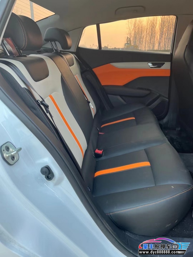 23年东风风神奕炫轿车抵押车出售