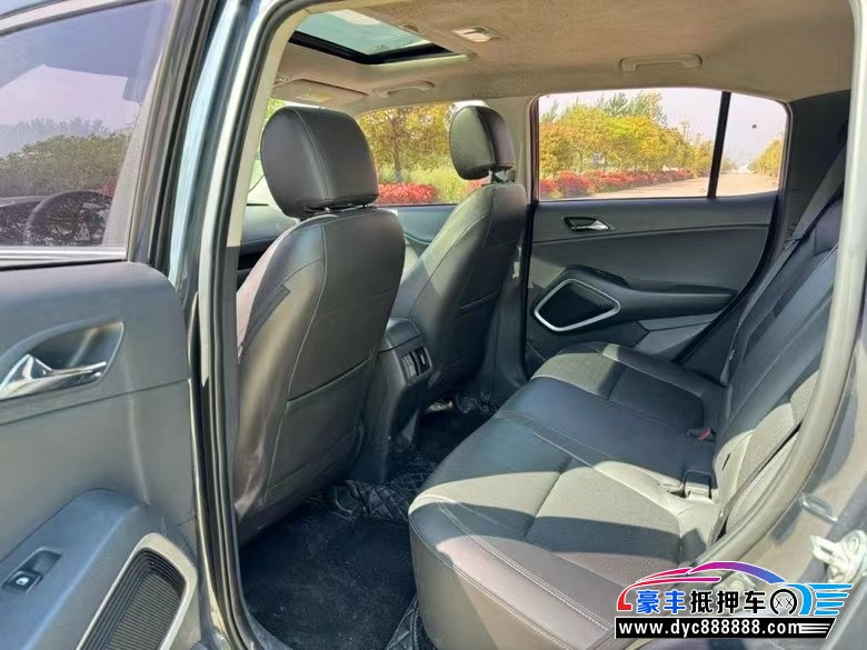 18年现代ix35轿车抵押车出售