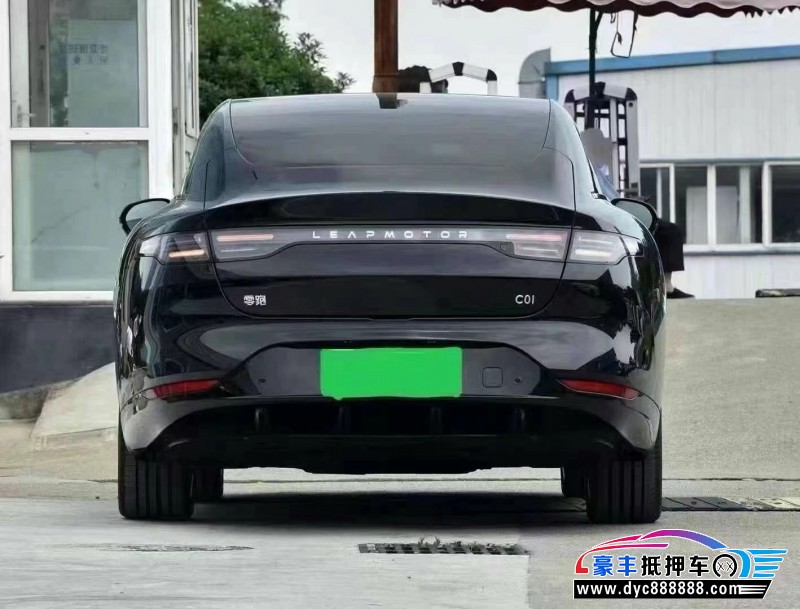 24年零跑c01轿车抵押车出售