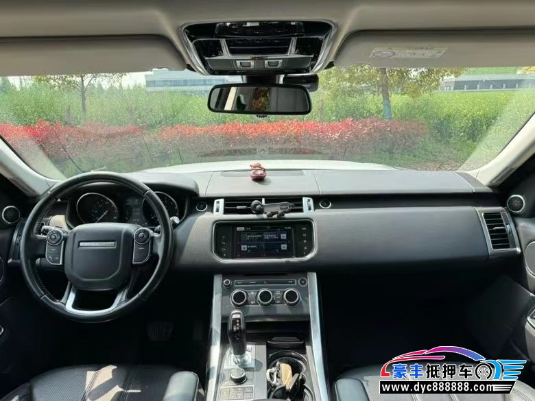 16年路虎揽胜运动轿车抵押车出售
