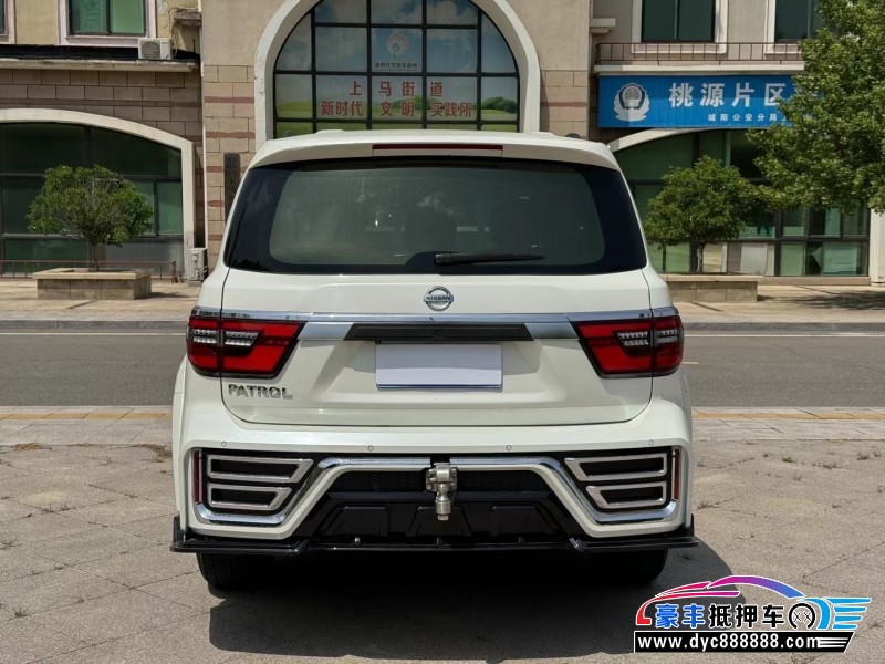 19年日产途乐轿车抵押车出售