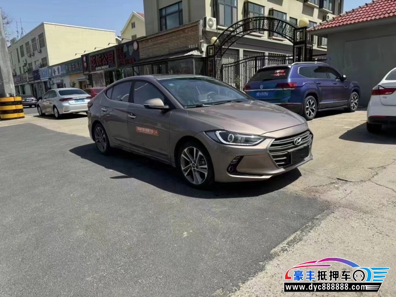 16年现代领动轿车抵押车出售