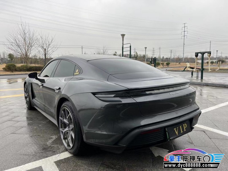 22年保时捷TaYcan轿车抵押车出售