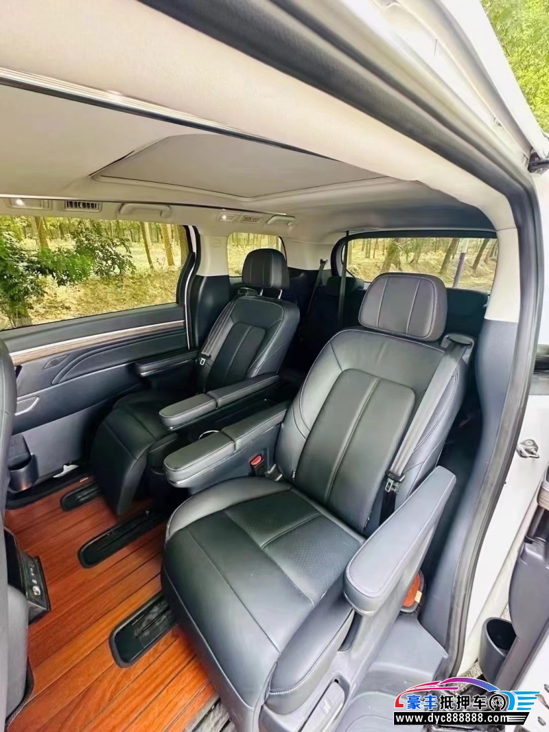 20年传祺M8轿车抵押车出售