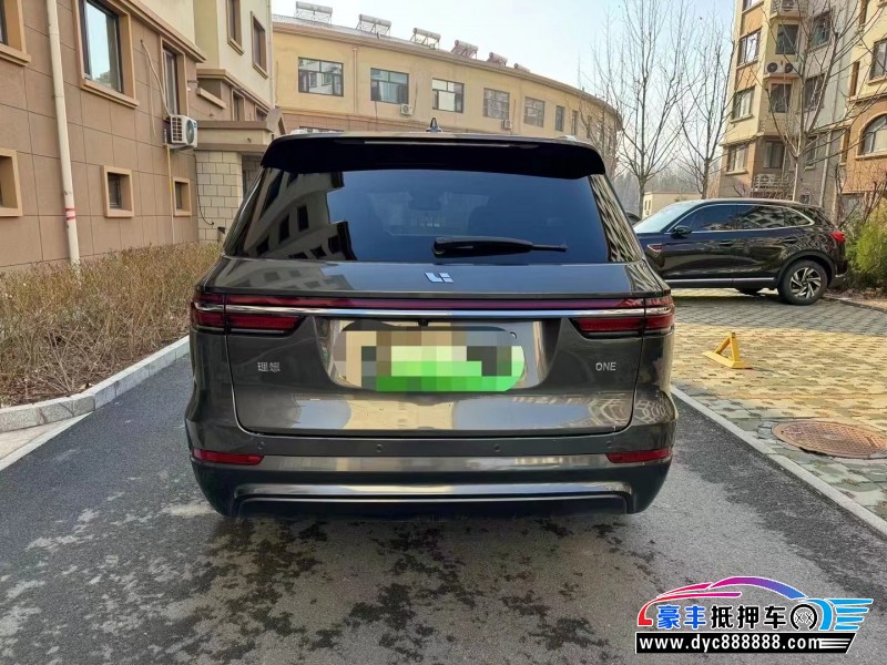 21年理想ONE轿车抵押车出售