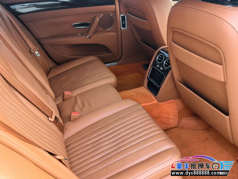 18年宾利飞驰轿车抵押车出售