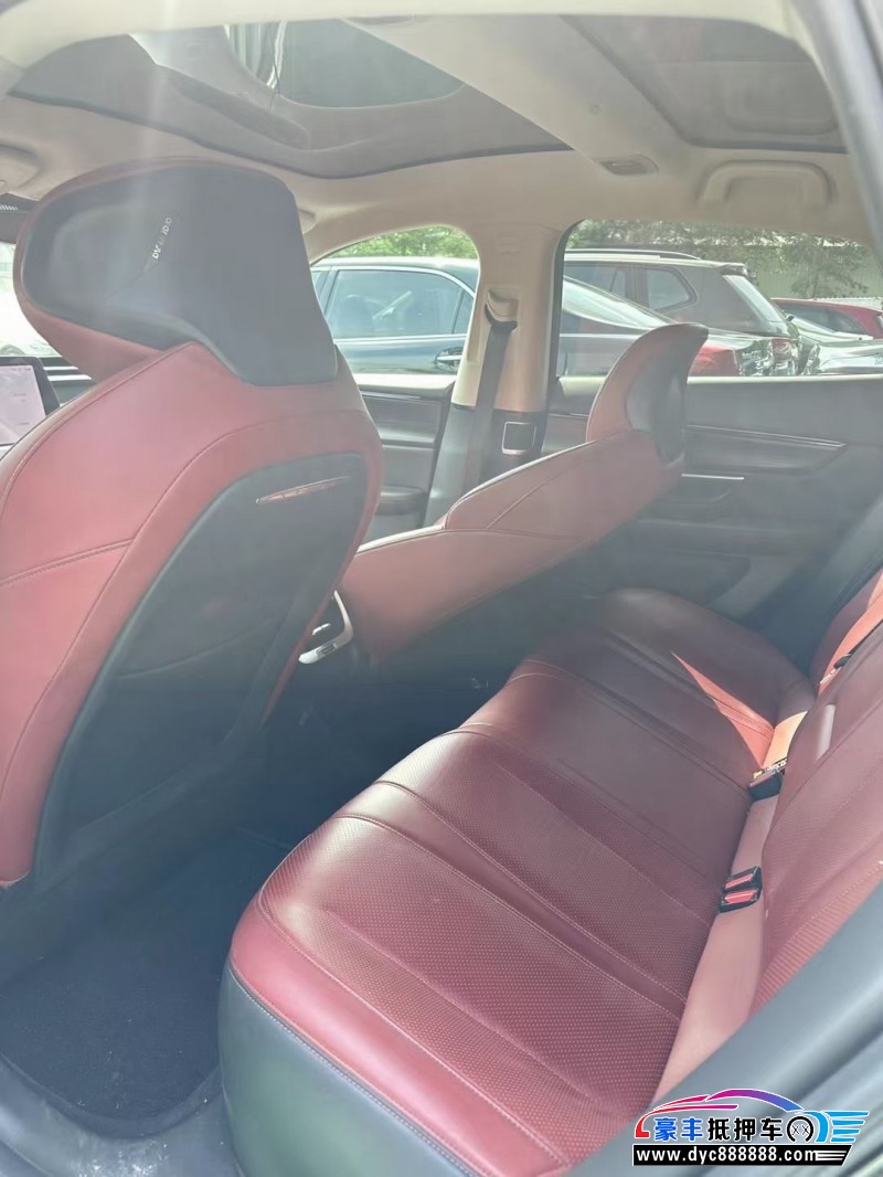 21年小鹏汽车P7轿车抵押车出售