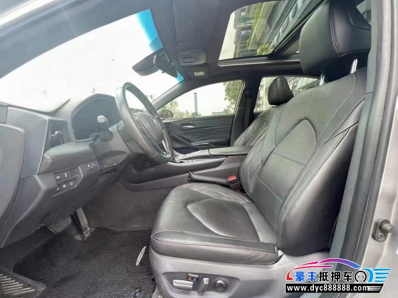 22年丰田亚洲龙轿车抵押车出售