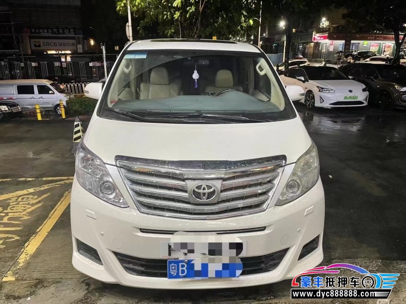 15年丰田埃尔法轿车抵押车出售