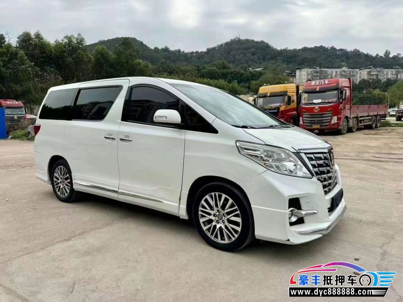 16年丰田埃尔法轿车抵押车出售