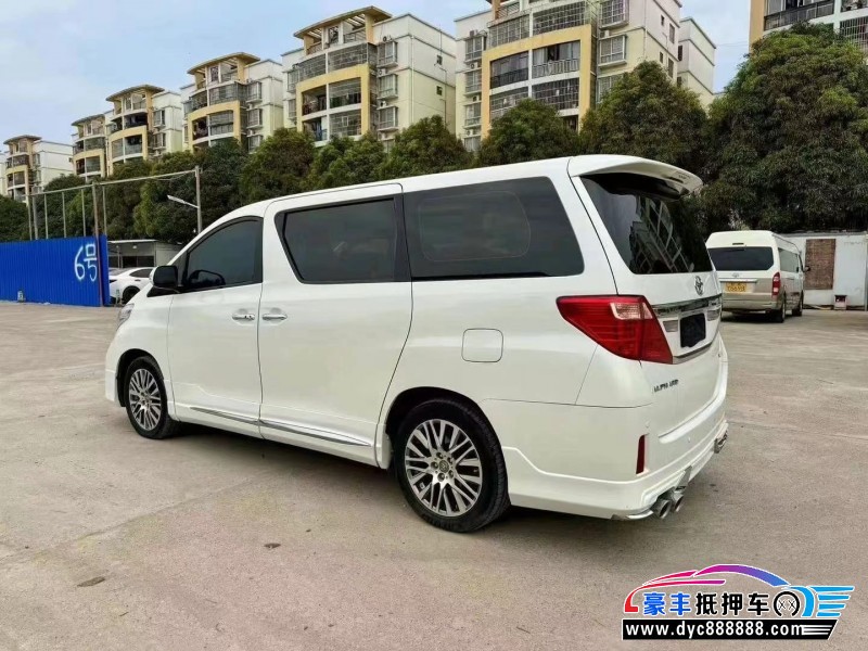 16年丰田埃尔法轿车抵押车出售