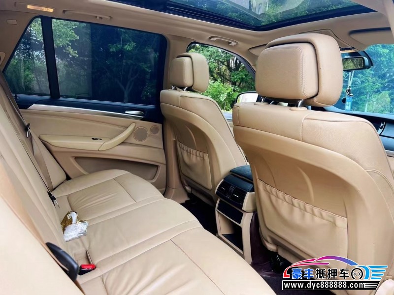 13年宝马X5轿车抵押车出售