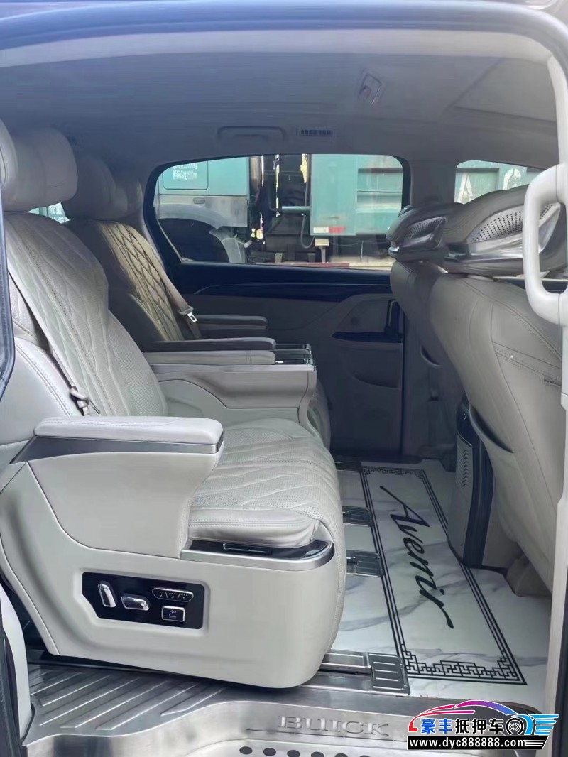 22年别克GL8轿车抵押车出售