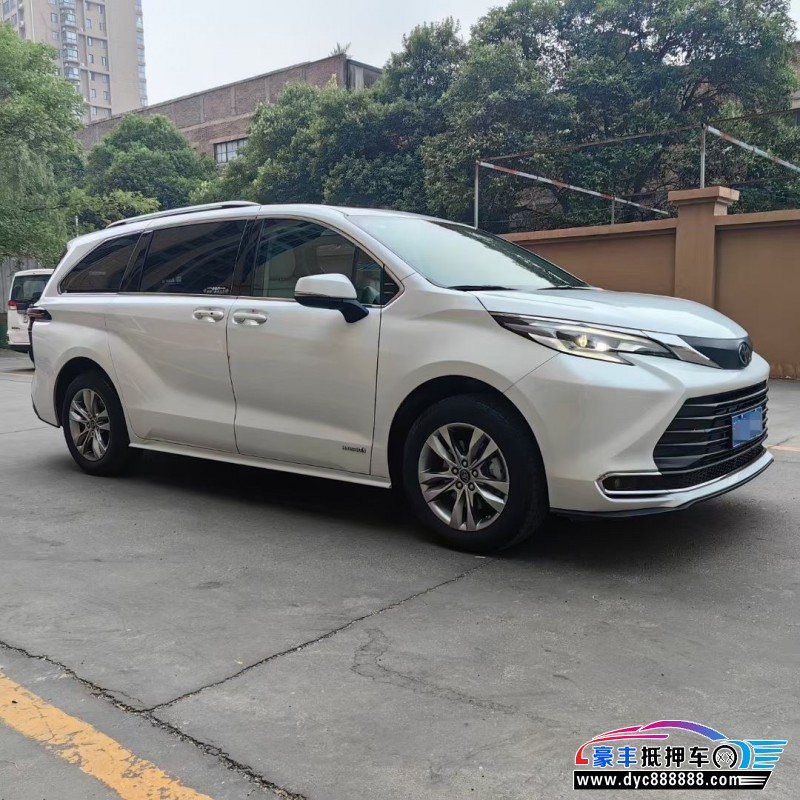 24年丰田塞纳轿车抵押车出售