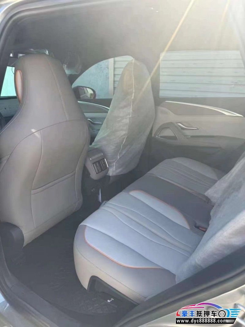 23年比亚迪宋轿车抵押车出售