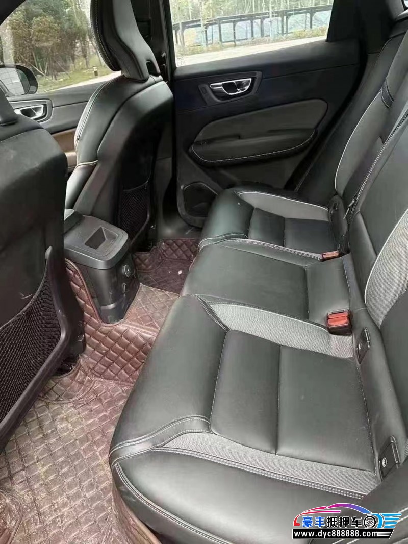 20年沃尔沃XC60轿车抵押车出售