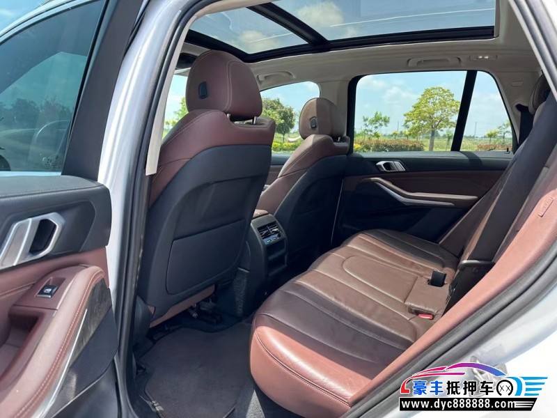 19年宝马X5轿车抵押车出售