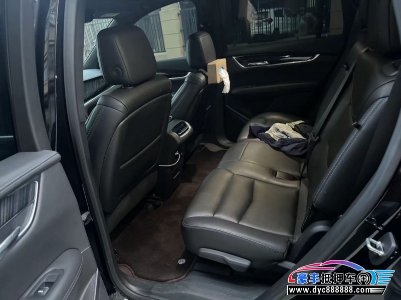 22年凯迪拉克xt6轿车抵押车出售