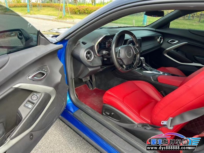 17年雪佛兰科迈罗轿车抵押车出售