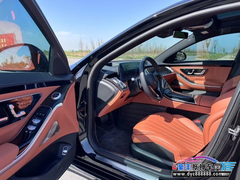 22年奔驰S轿车抵押车出售