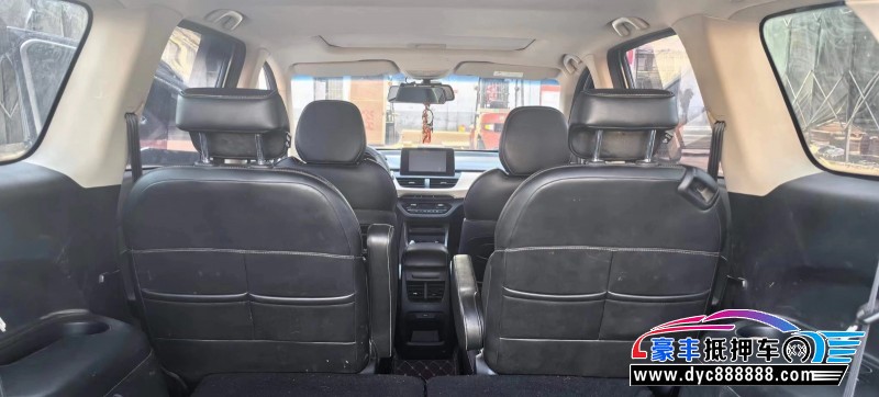 19年宝骏宝骏360轿车抵押车出售