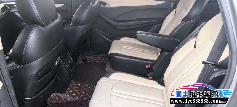 19年宝骏宝骏360轿车抵押车出售