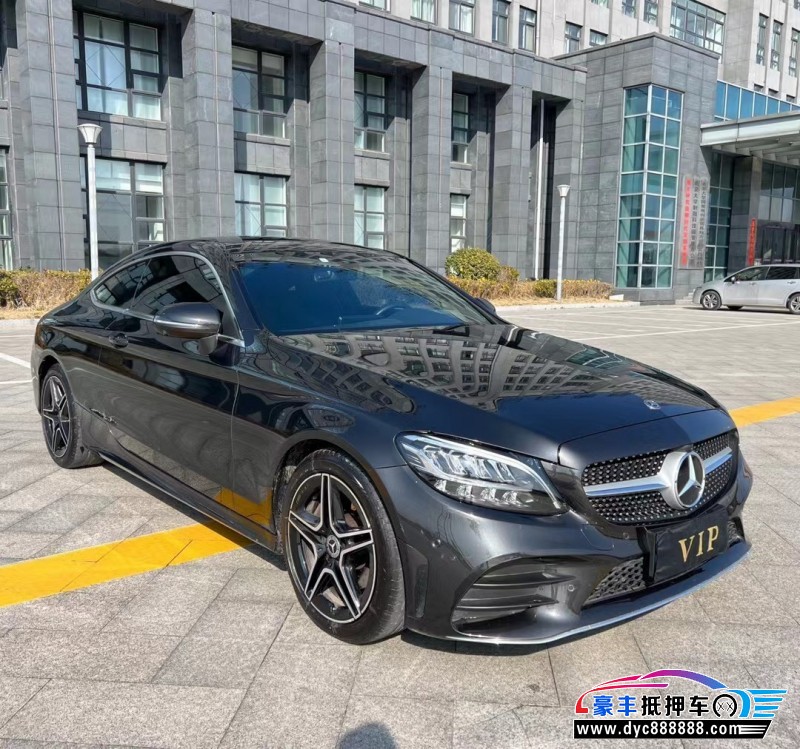 21年奔驰C轿车抵押车出售