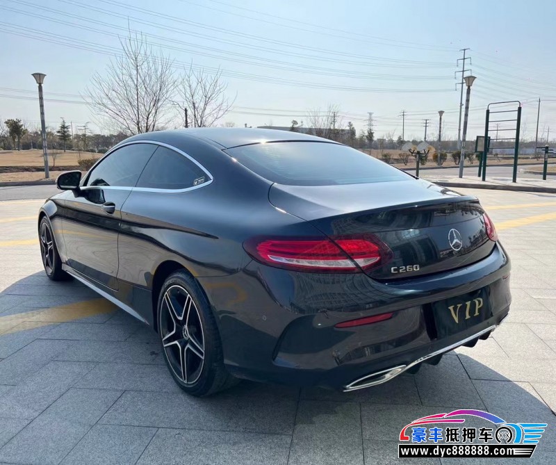 21年奔驰C轿车抵押车出售