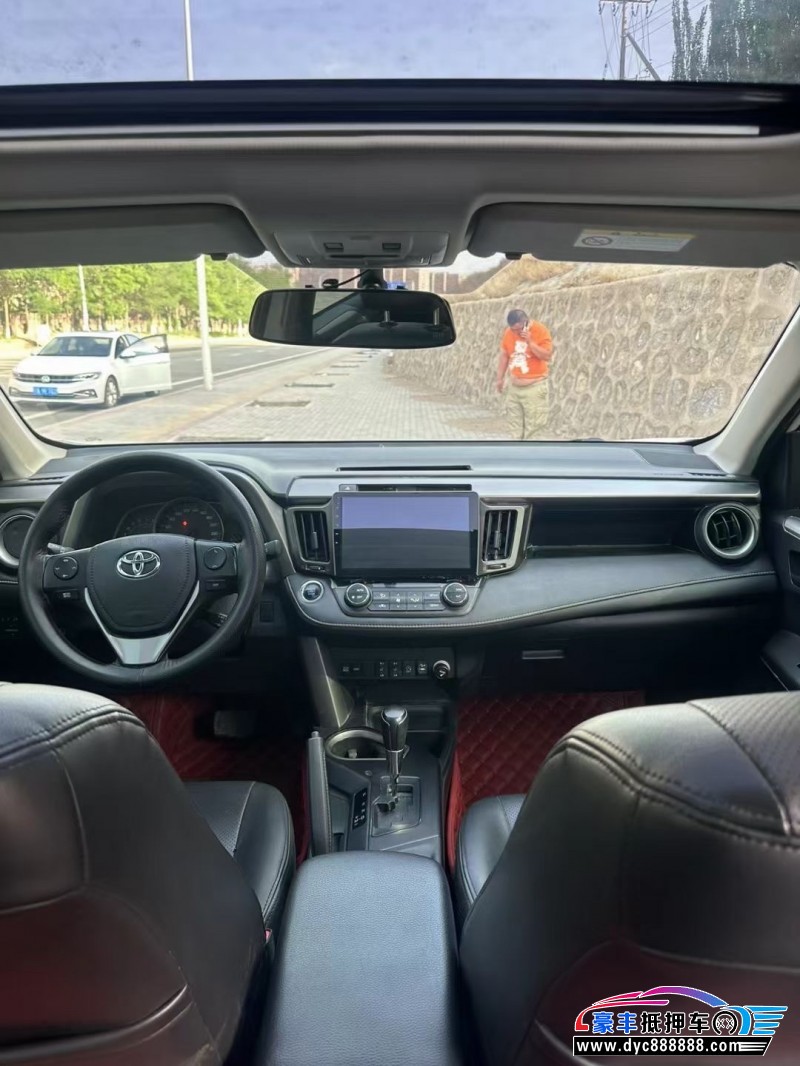 18年丰田RAV4SUV抵押车出售