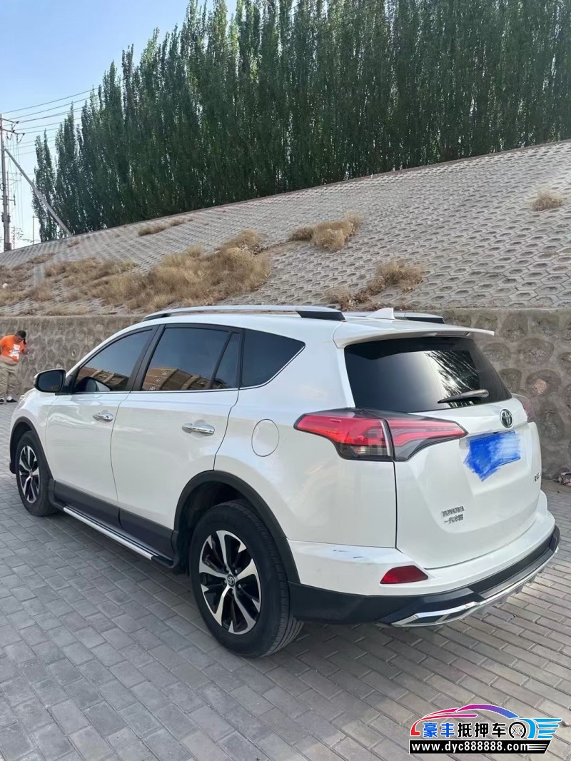 18年丰田RAV4SUV抵押车出售