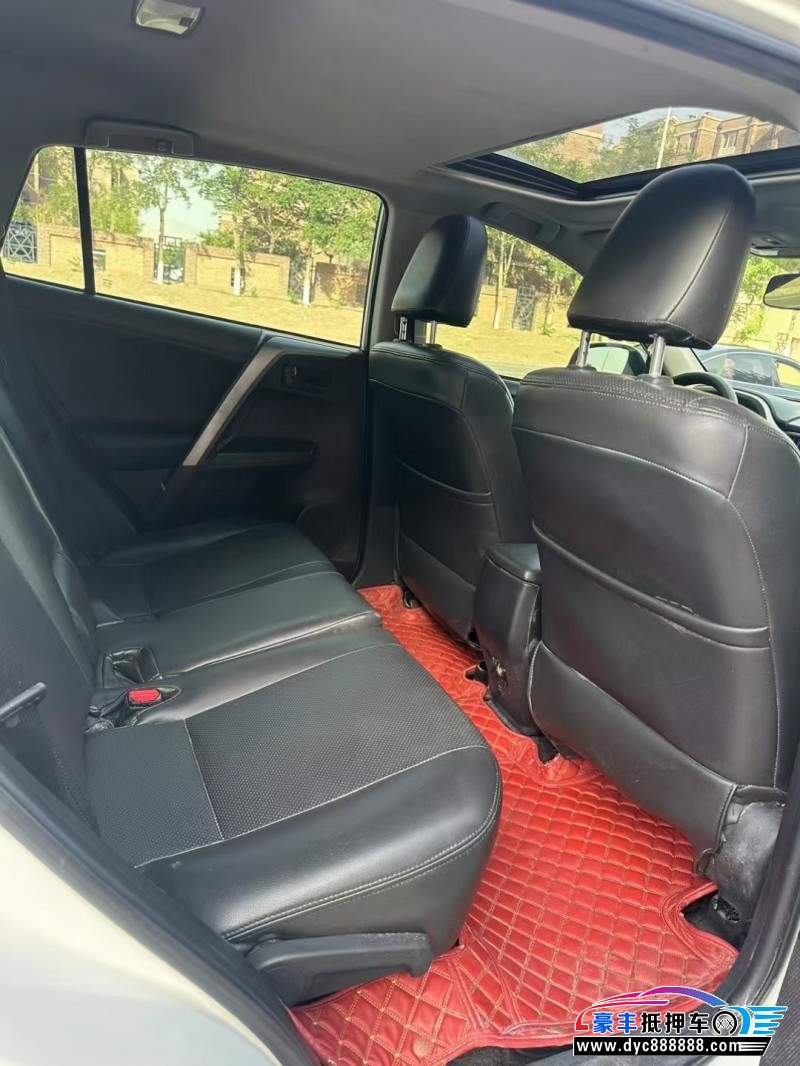 18年丰田RAV4SUV抵押车出售