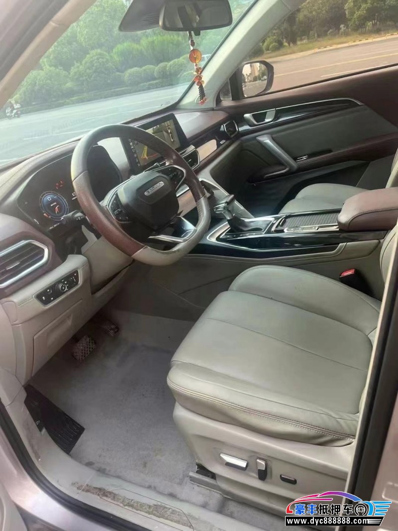 19年宝骏RS-5轿车抵押车出售