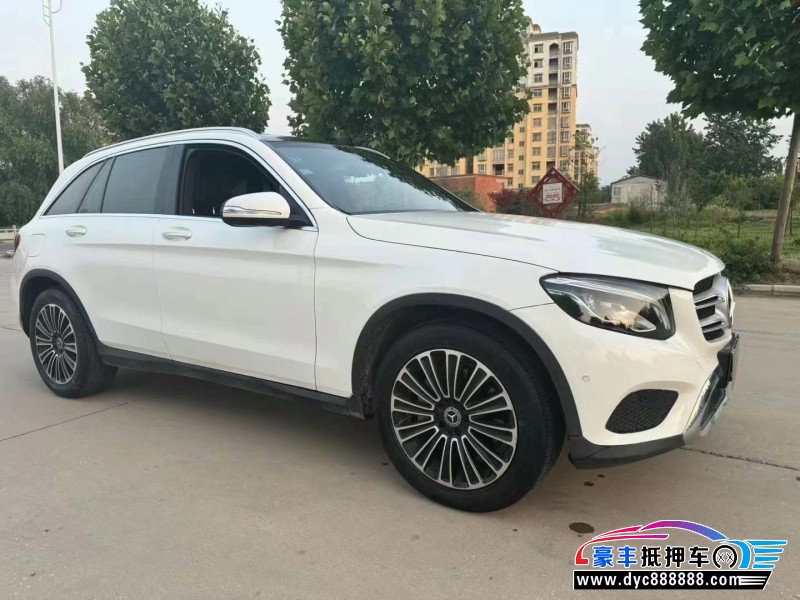 18年奔驰GLC轿车抵押车出售