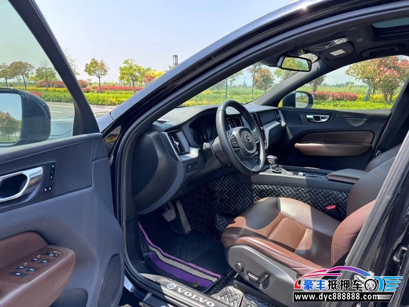 20年沃尔沃XC60轿车抵押车出售