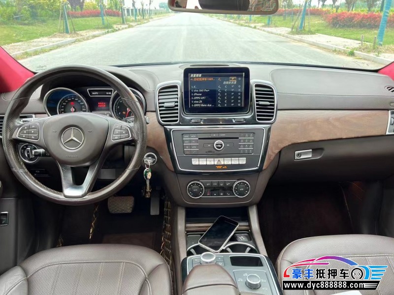 18年奔驰GLE轿车抵押车出售