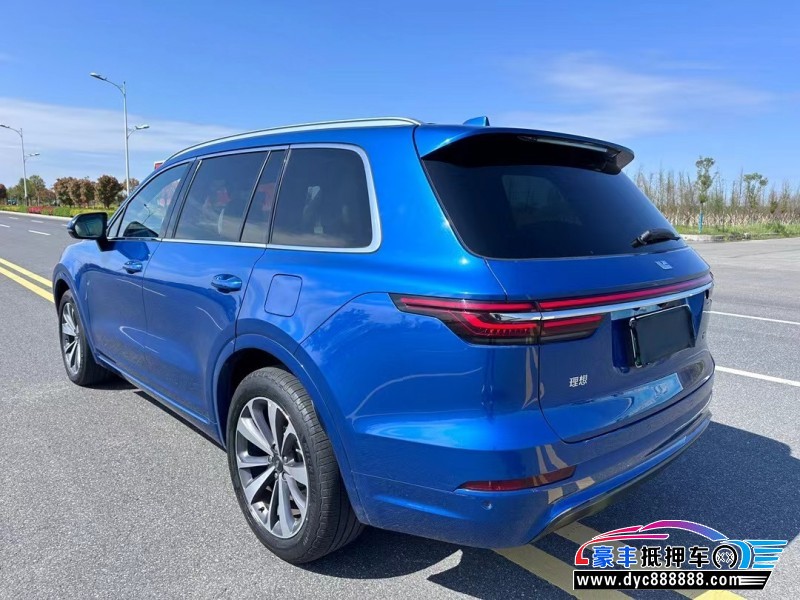 20年理想ONE轿车抵押车出售