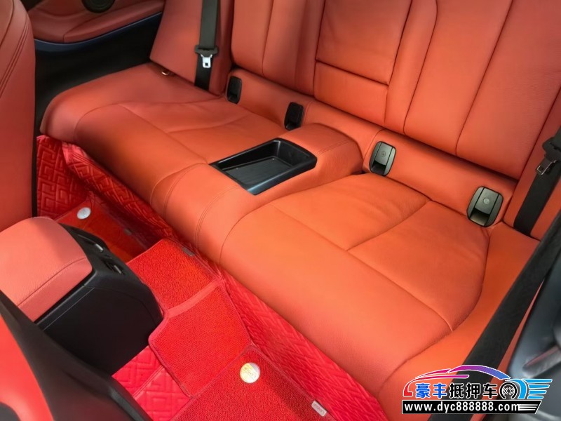 19年宝马4系轿车抵押车出售