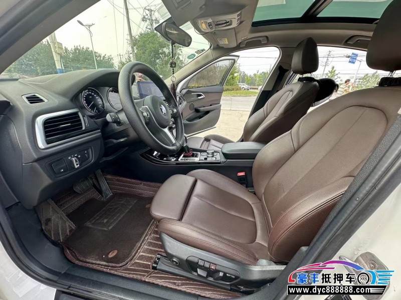 19年宝马1系轿车抵押车出售