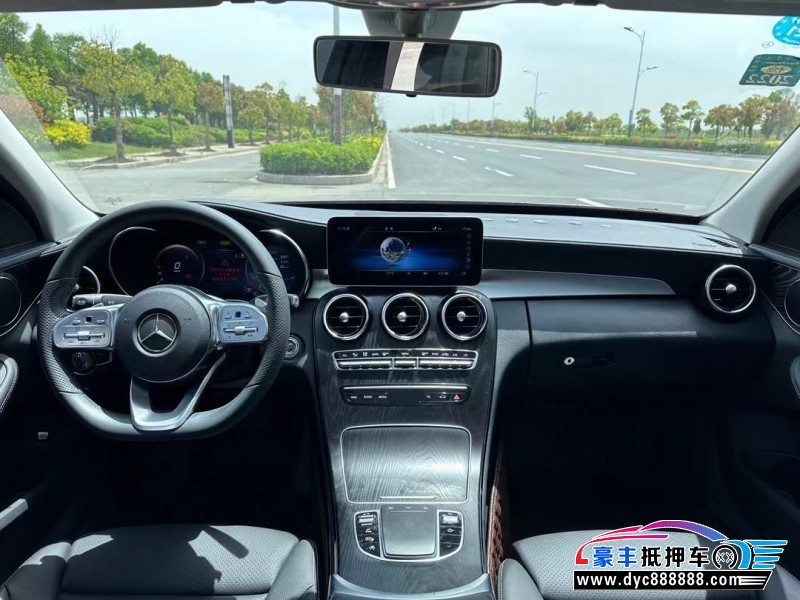 20年奔驰C轿车抵押车出售