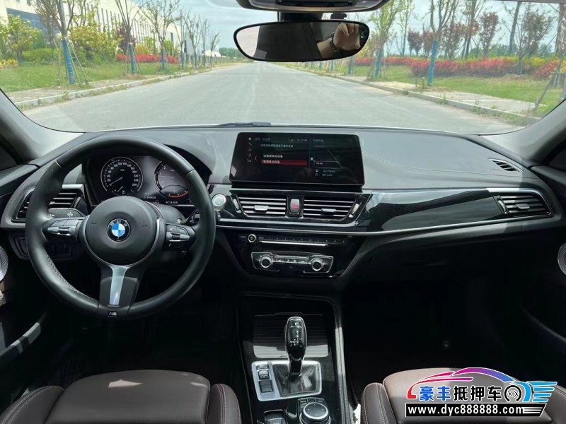 23年宝马1系轿车抵押车出售