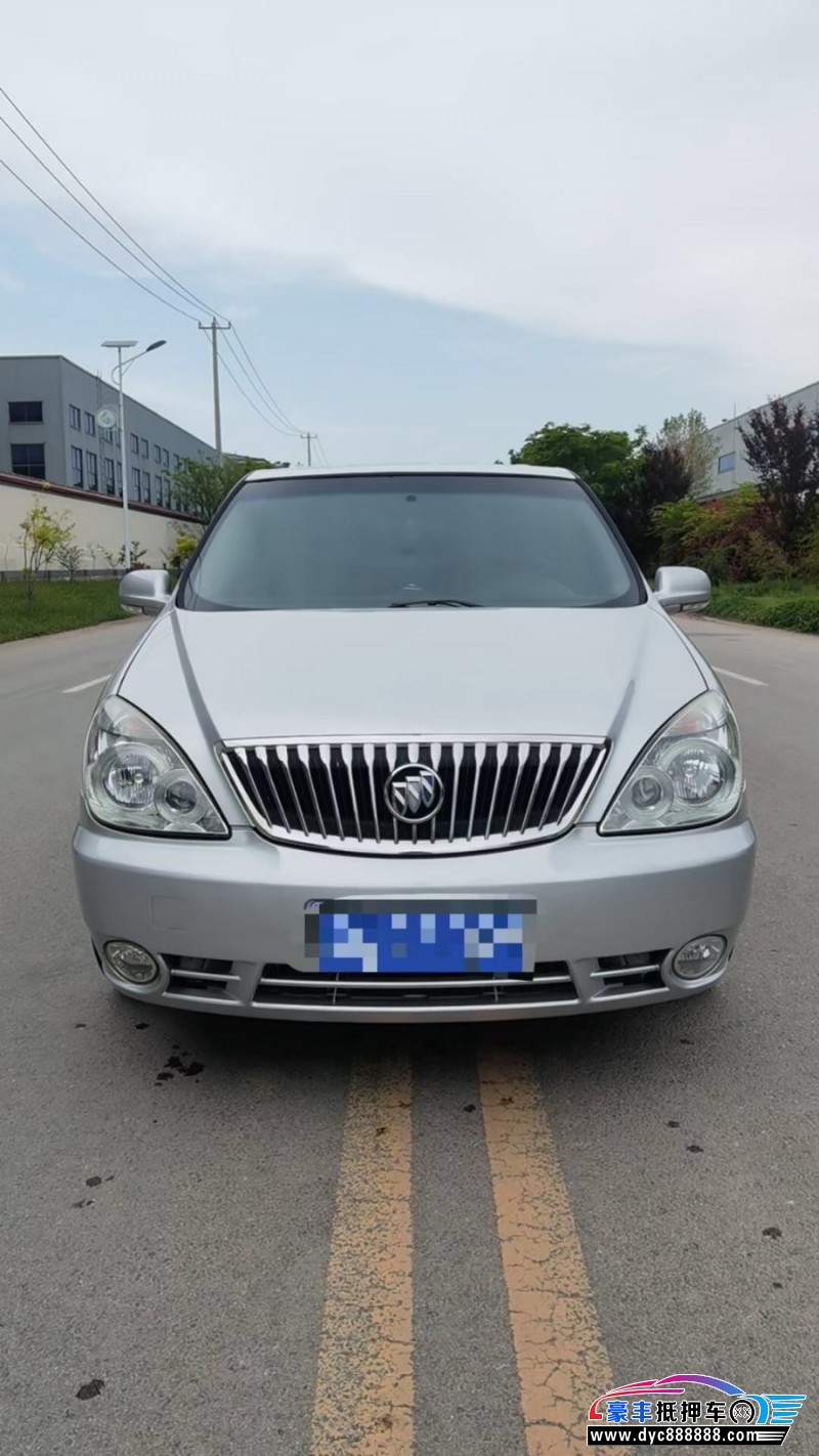 17年别克GL8轿车抵押车出售