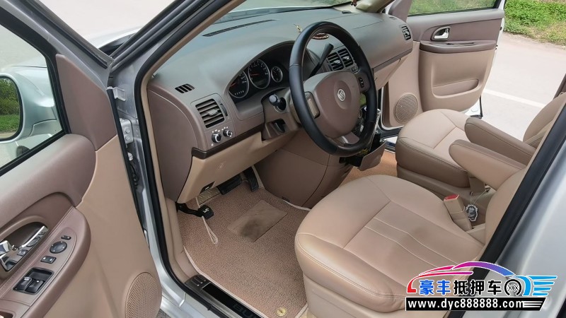 17年别克GL8轿车抵押车出售