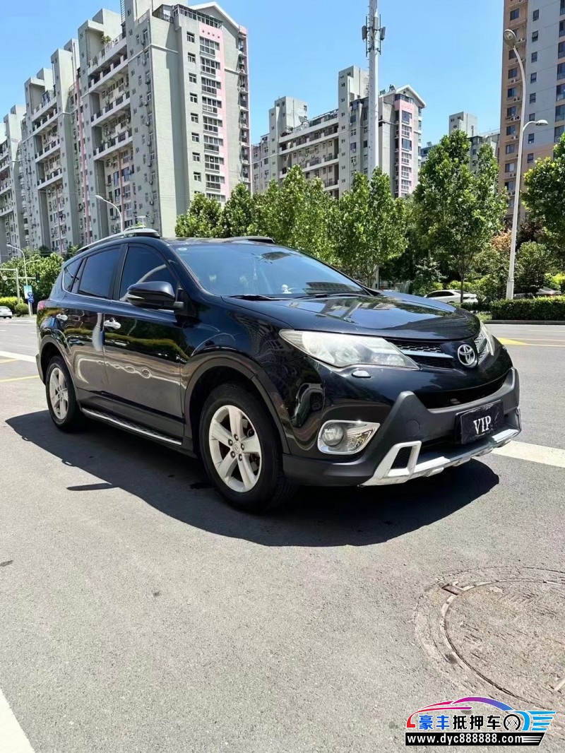 14年丰田RAV4轿车抵押车出售