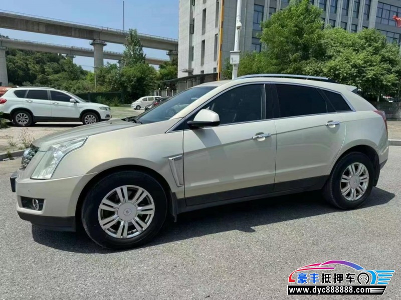 13年凯迪拉克SRX轿车抵押车出售