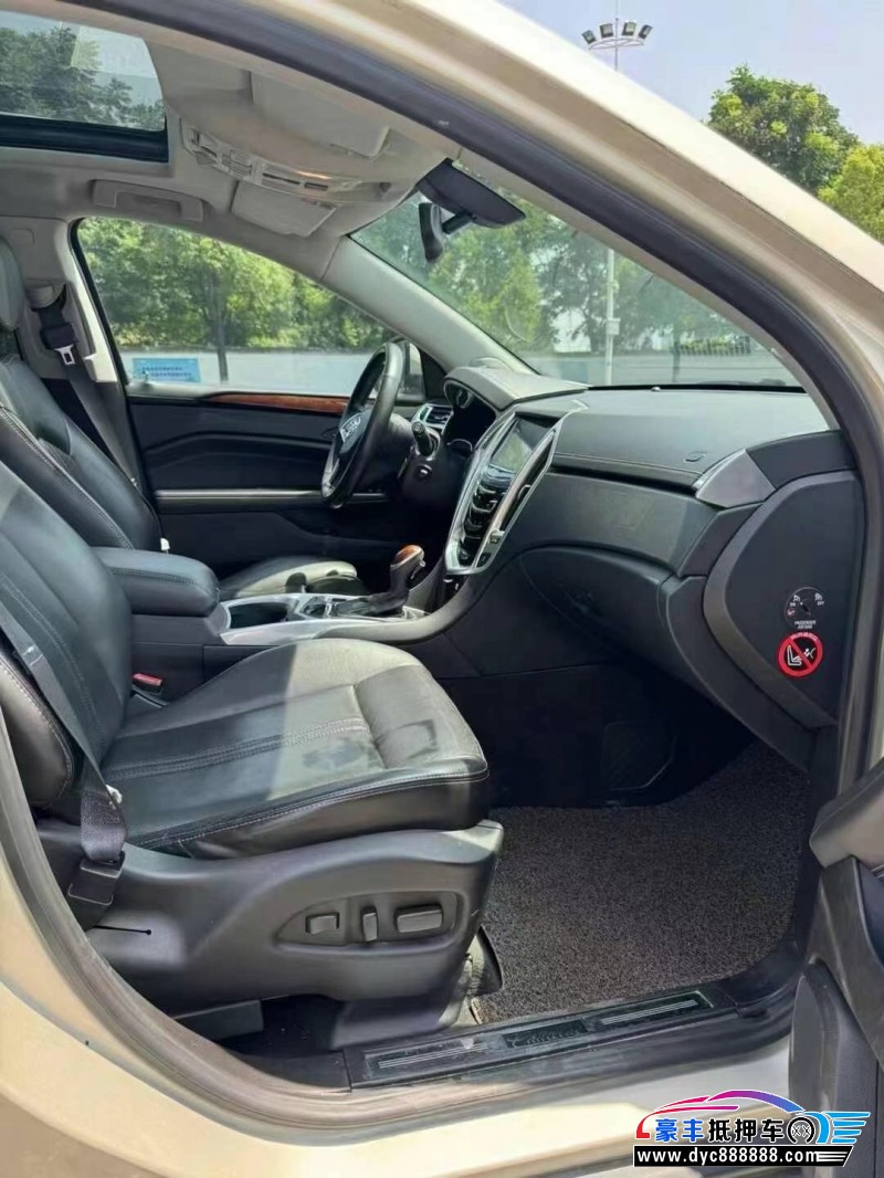 13年凯迪拉克SRX轿车抵押车出售