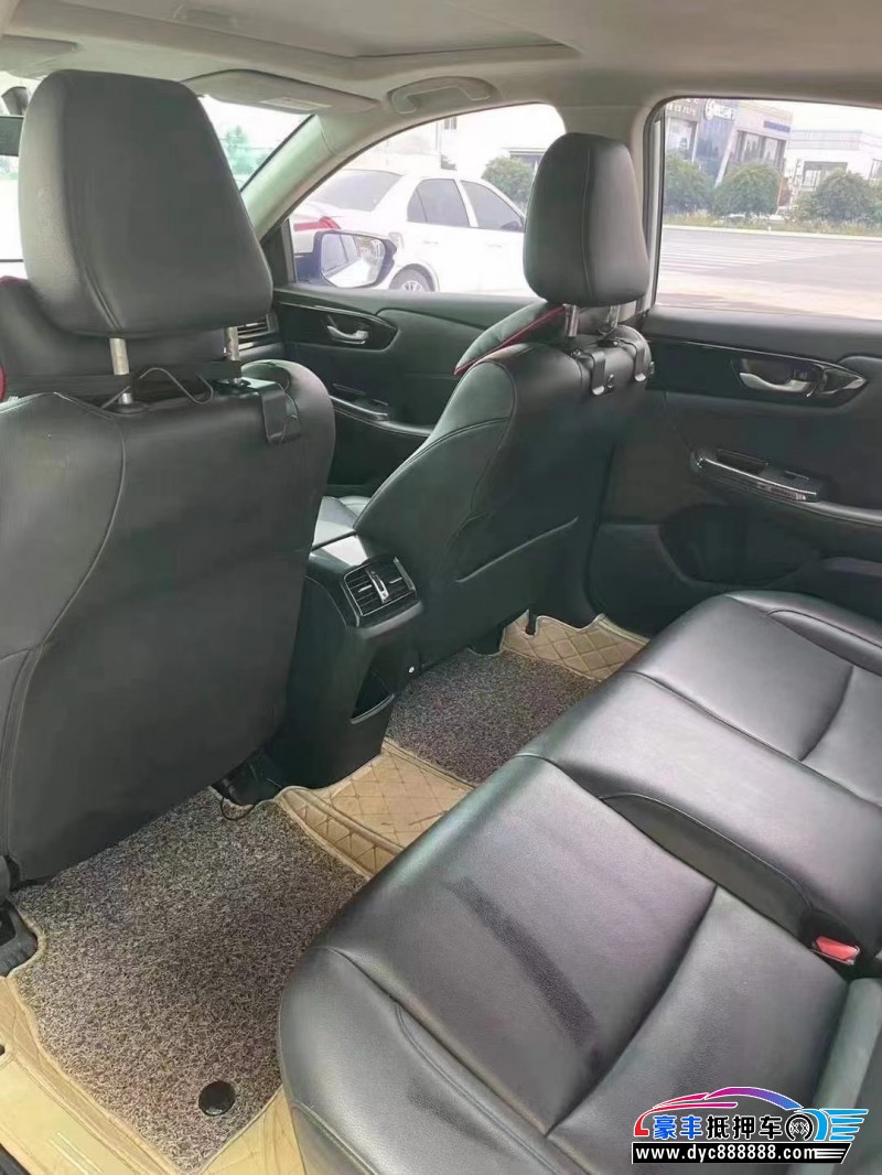 19年本田凌派轿车抵押车出售