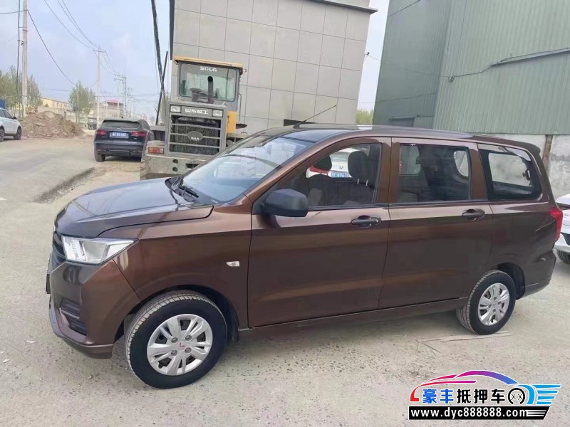 19年五菱五菱宏光S轿车抵押车出售