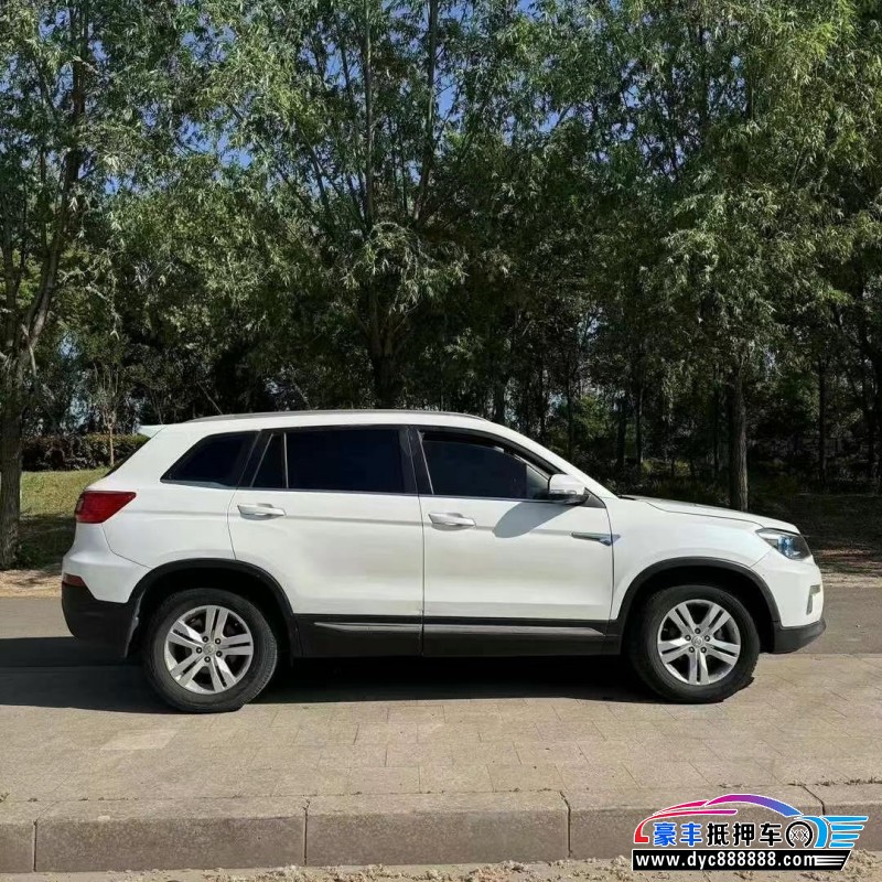 15年长安CS75轿车抵押车出售