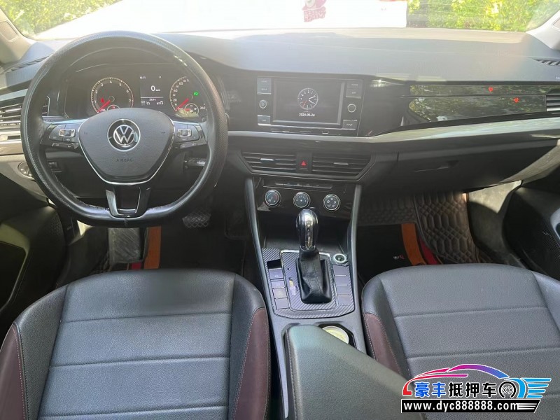 20年大众宝来轿车抵押车出售