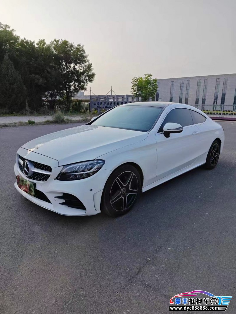 21年奔驰C轿车抵押车出售